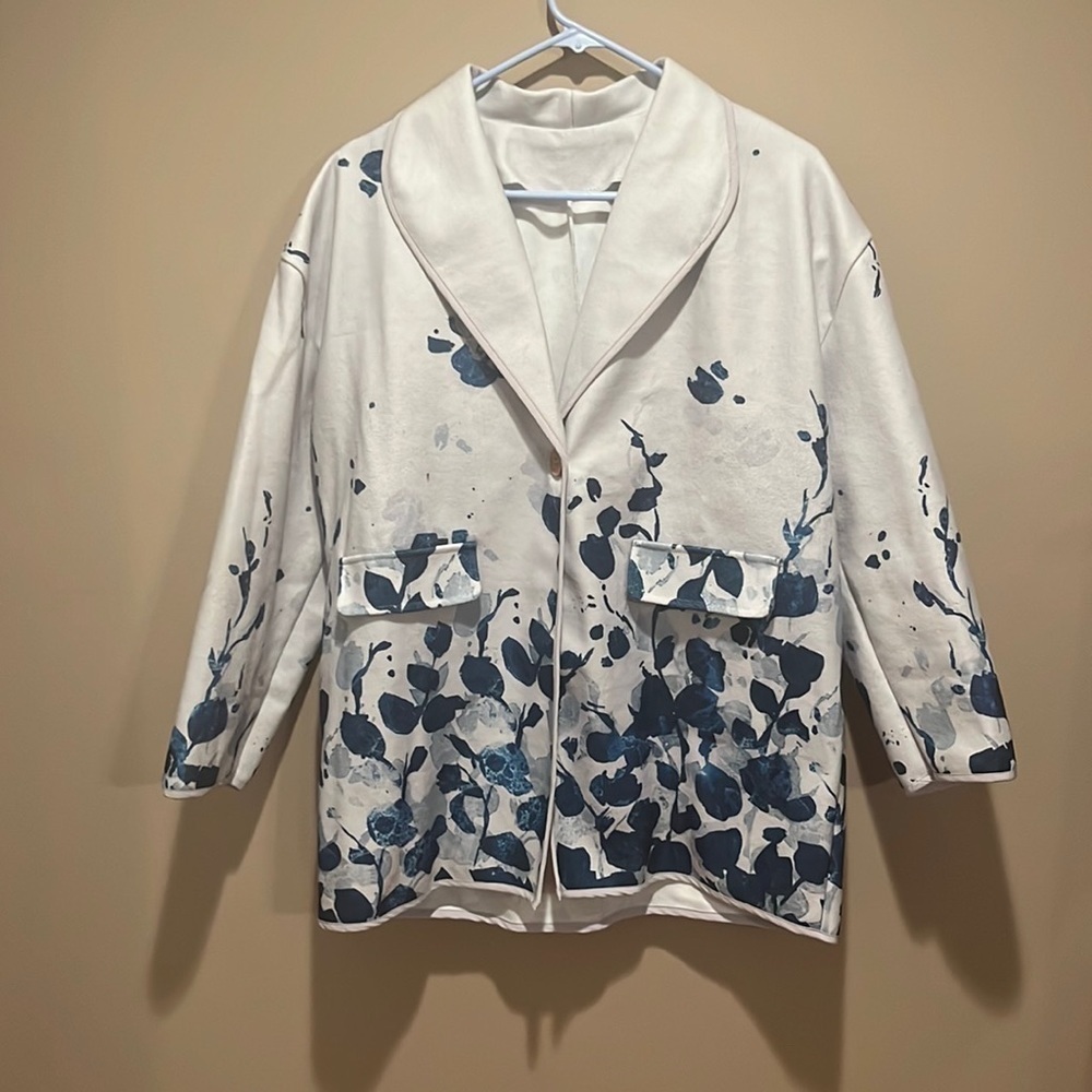 Brand New without Tags! Beautiful Boutique Coat!